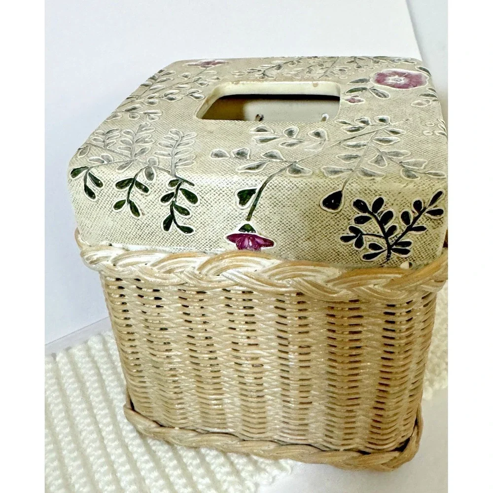 Woven Wicker Rattan  Tissue Box Cover Floral Bathroom Bohemian Vintage